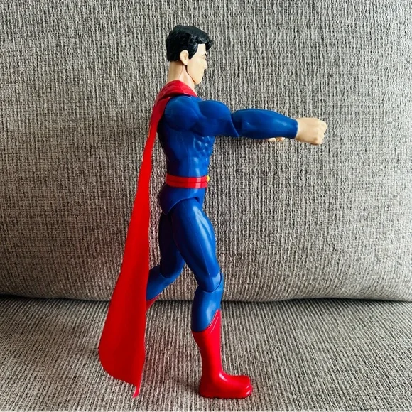 DC Comics, 12-Inch Superman Action Figure, Collectible Kids Toys for Boys Girls - Picture 9 of 10